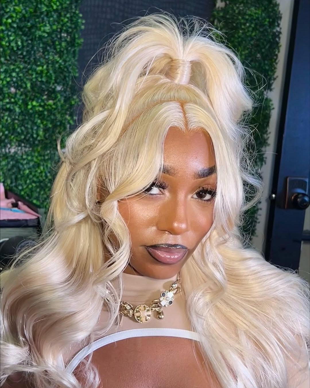 613 blonde half-up body wave install